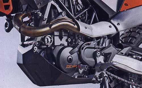 КТМ 690 Enduro, зндуро. KTM 690 SMC, мотард. КТМ 690 Duke, дорожный.